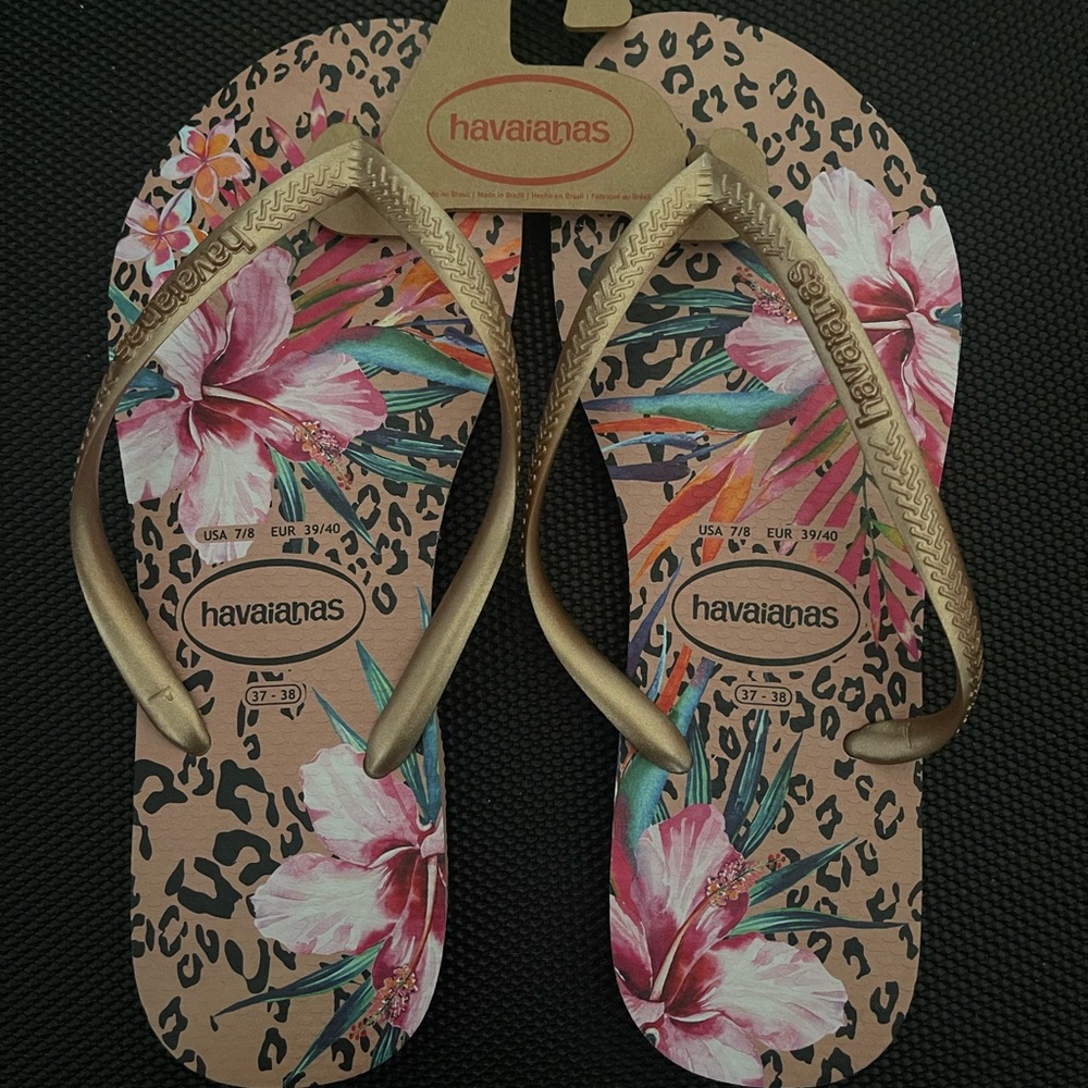 Gold havaianas crocus rose flips flops